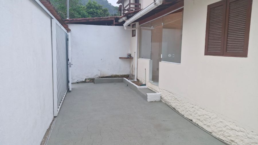 Casa - Venda - Várzea do Corumbe - Paraty - RJ